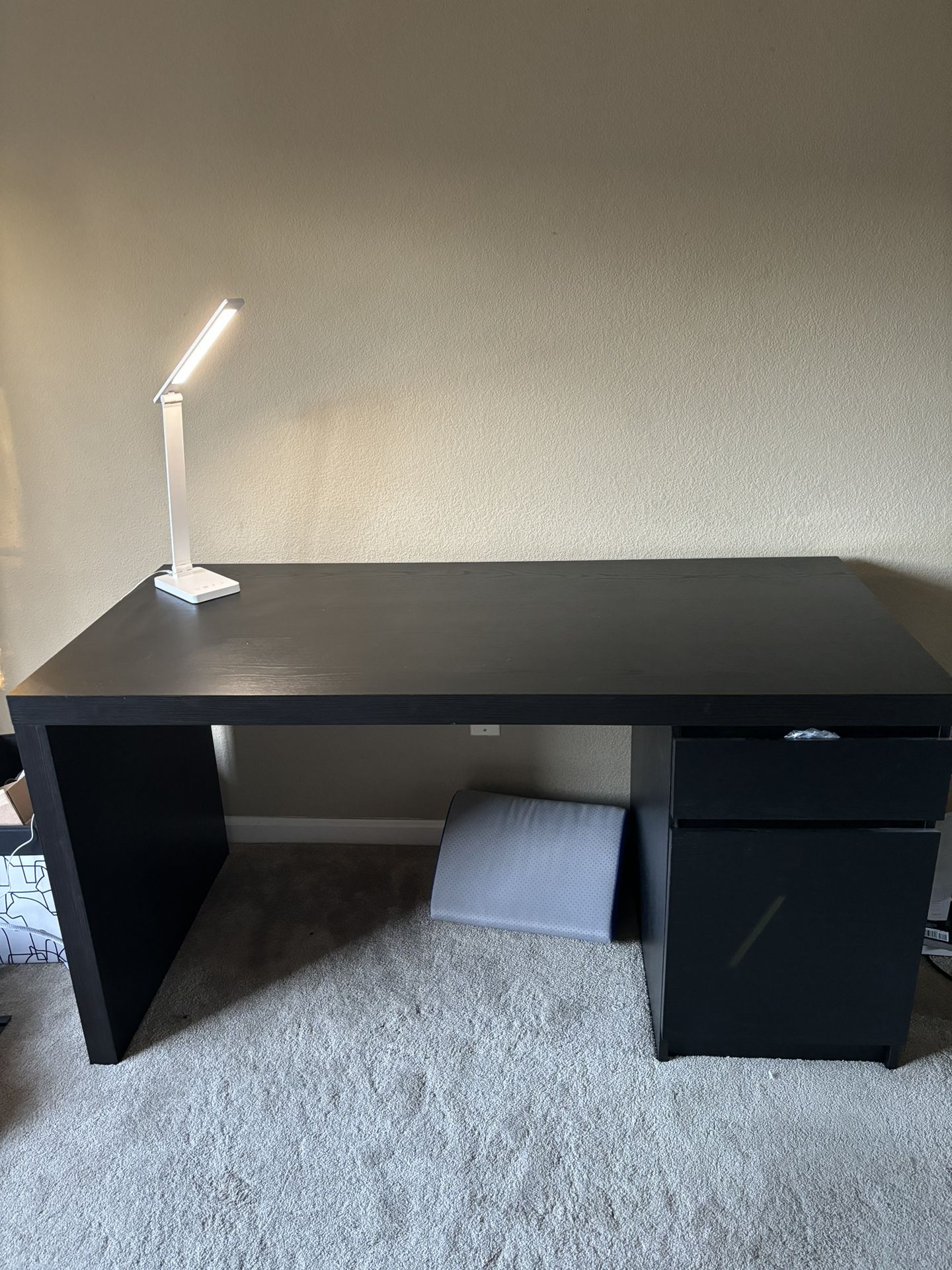 MALM IKEA Study desk