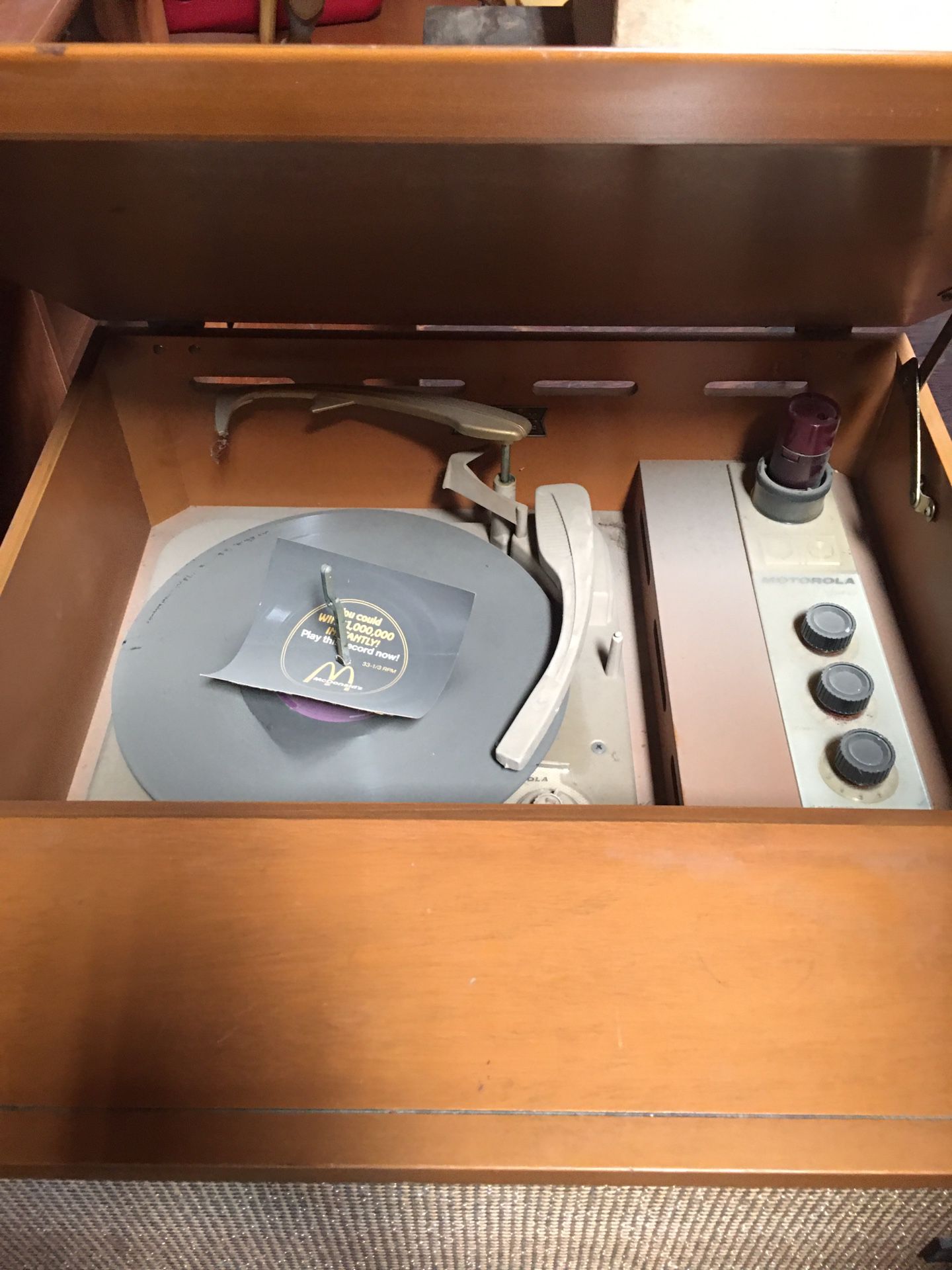 Old but New Vintage Motorola Victrola Record Player + Vinyl Records