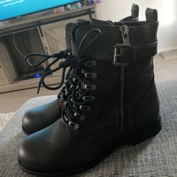 Boots Black