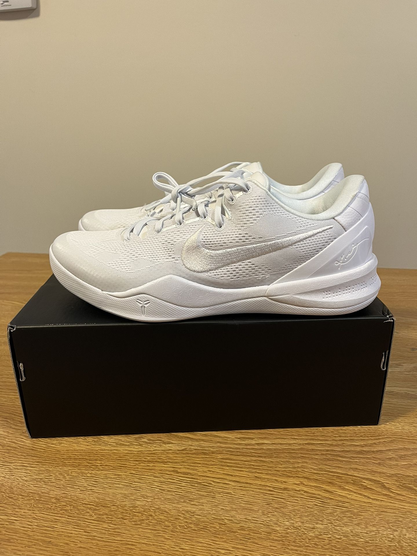 Kobe 8 Protro Halo Men Size 12