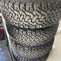 37” BFG KO2 With Ford Raptor Wheels 