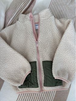 🤍 Old Navy Sherpa Jacket – Size 5T
