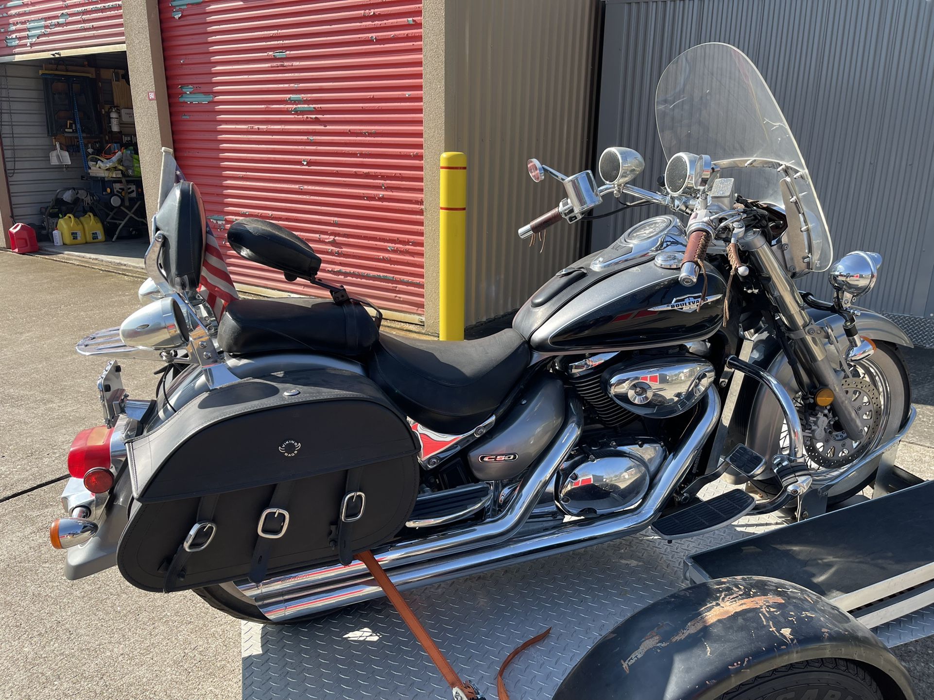 Suzuki Boulevard C50 Custom