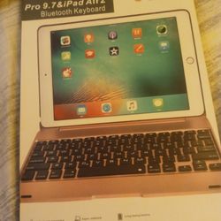 iPad Bluetooth Keyboard