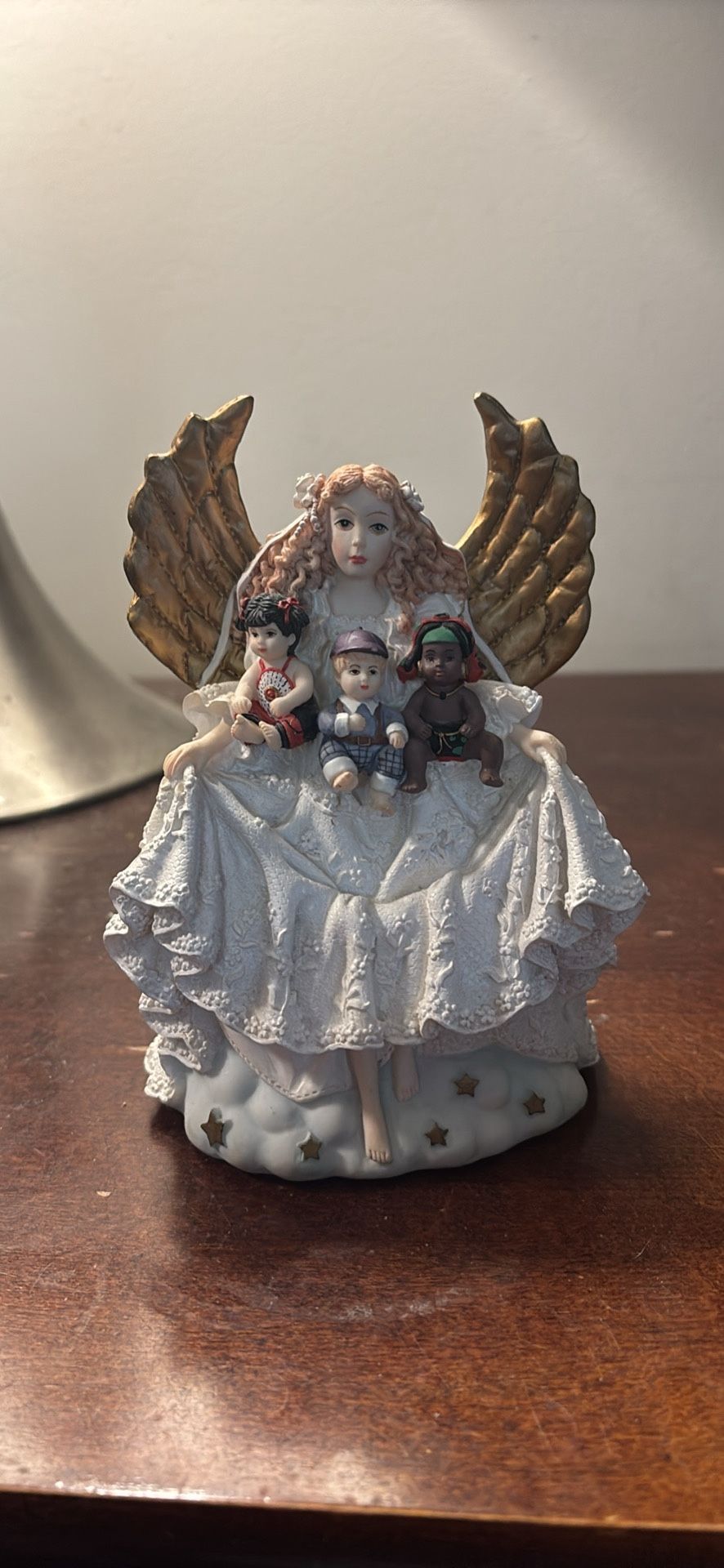 SEYMOUR MANN - LIMITED EDITION ANGEL w/BABIES FIGURINE - 6"(BMR5)