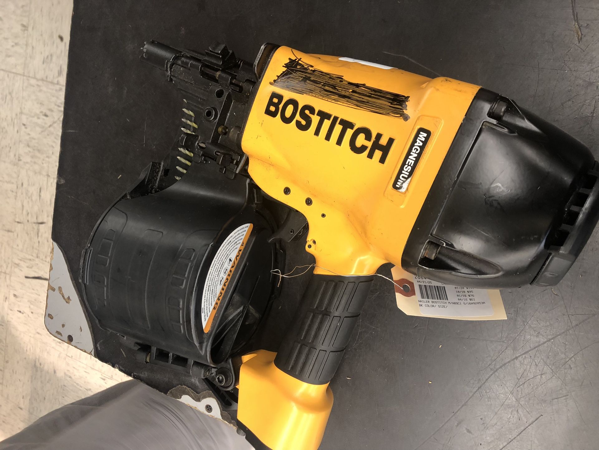 BOSTITCH NAIL GUN