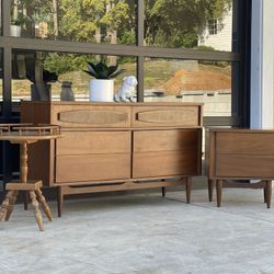 Mid Century Modern Dresser