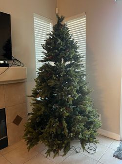 7.5 Foot Artificial Christmas Tree
