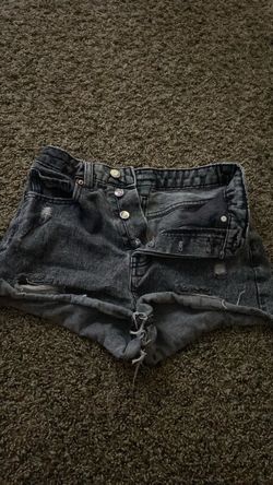 Wild Fable Black Jean Shorts. Size 0. Bottom button is missing, worn a few times.