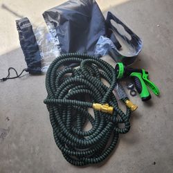 Water Garden Hose With Spray Nozzle 100 Feet