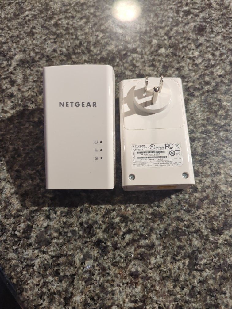 Netgear WiFi Extender Pair