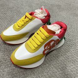 Alexander McQueen Colorful Sneakers with Yellow New no box. I have size 8 And 9