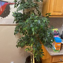 Fake Tree Great Condition