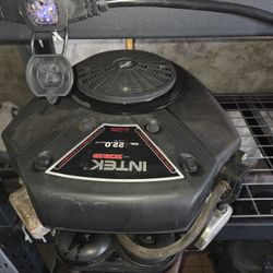 ((READ AD))((CRANKSHAFT 1"X3"))((22hp Briggs Vtwin Engine)) Riding Mower 