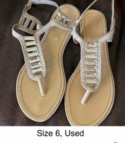 MaddenGirl Sandals – Size 6 – Excellent Condition 