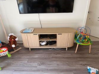 Tv cabinet