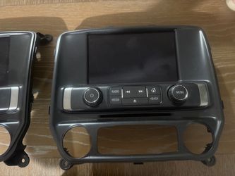 2018 Silverado touchscreen Radio Oem