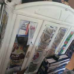 Fresh Painted, White Cabinet, Bookshelf, Display case, Mirror Interior Wall, Glass Shelves, PICK UP ONLY