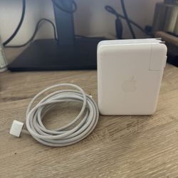 140W USB-C Power Adapter For MacBook Pro -Model A2452