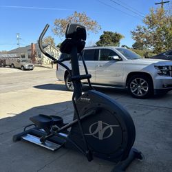 NordicTrack 1300 Commercial Elliptical – $325  Selling a used NordicTrack 1300 Commercial Elliptical in good condition. 	•	Features: 	•	Resistance lev