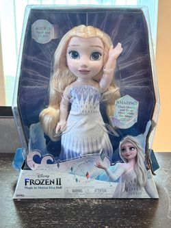 Disney Frozen 2 Magic in Motion Elsa Doll
