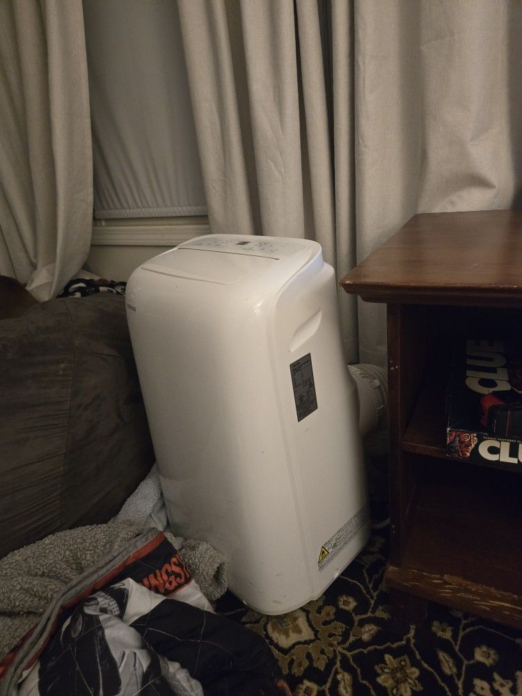 Portable toshiba air conditioner