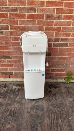 Great value hot/ cold water dispenser