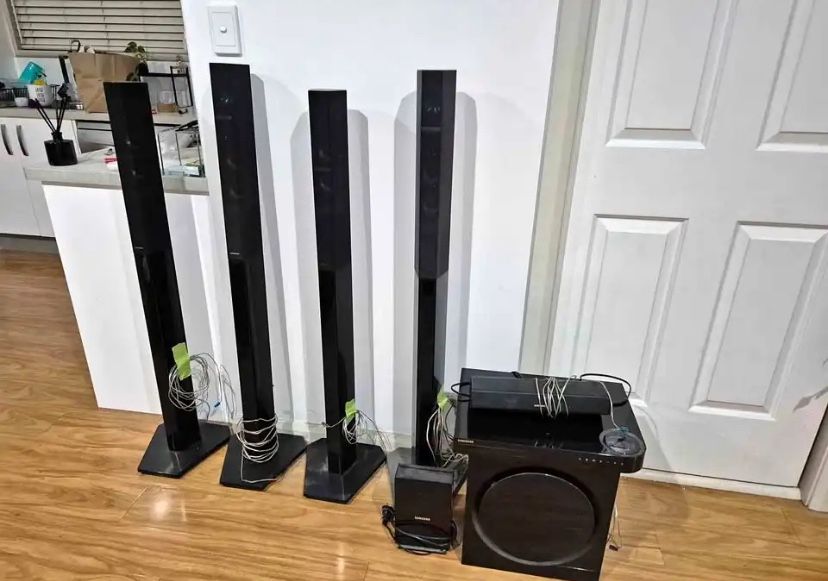 Samsung Surround Sound System 