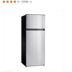 Vissani

7.1 cu. ft. Top Freezer Refrigerator in Stainless Steel Look