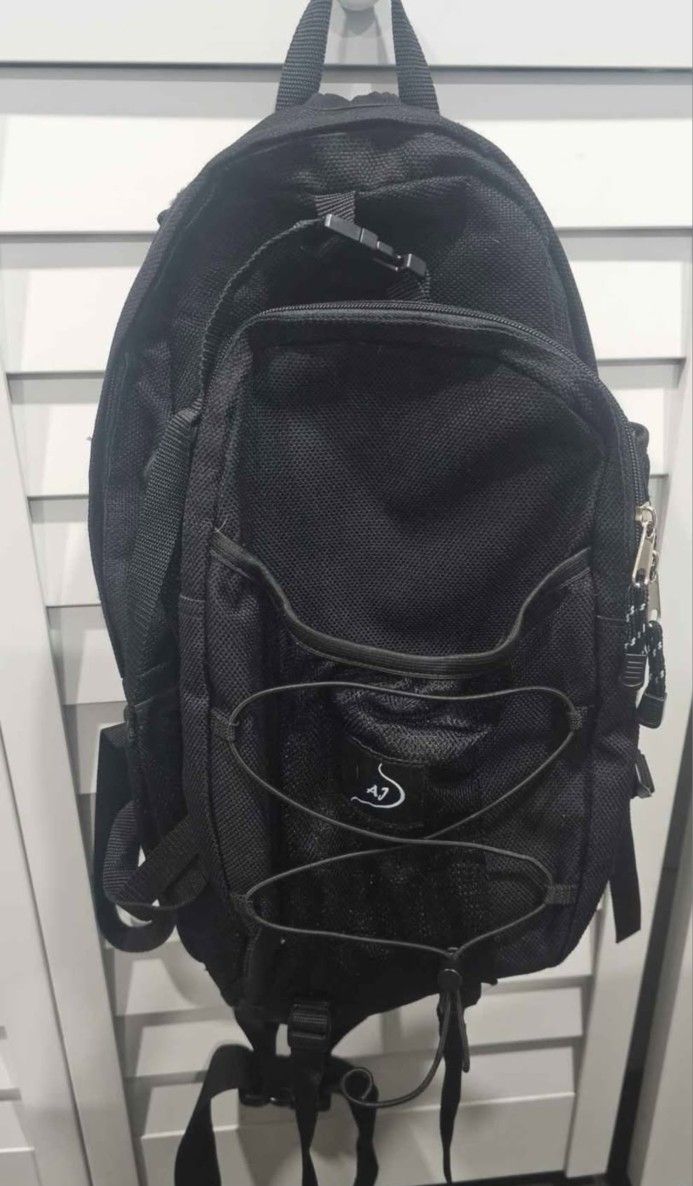 Black Backpack, Bolso Para Hombre Montañero O Paseo