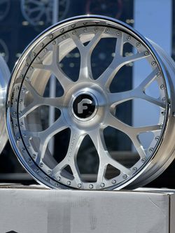 24" WHEELS TIRE 