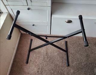 Piano keyboard stand, 8 height settings, sturdy, rubber feet, Yamaha, Nord, Korg, Casio, Roland