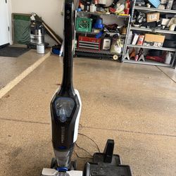 Bissell CrossWave Cordless Max Deluxe Wet/Dry Vacuum + Dock