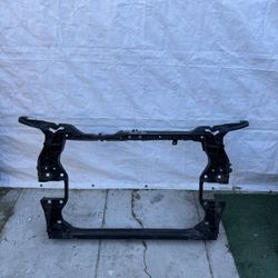 2018 2019 2020 2021 2022 2023 2024 2025 AUDI Q5 RADIATOR SUPPORT OEM USED