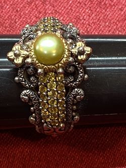 Stunning Barbara Bixby 925 Sterling & 18K GoldBixby Yellow Sapphire & Greenish Pearl Ring