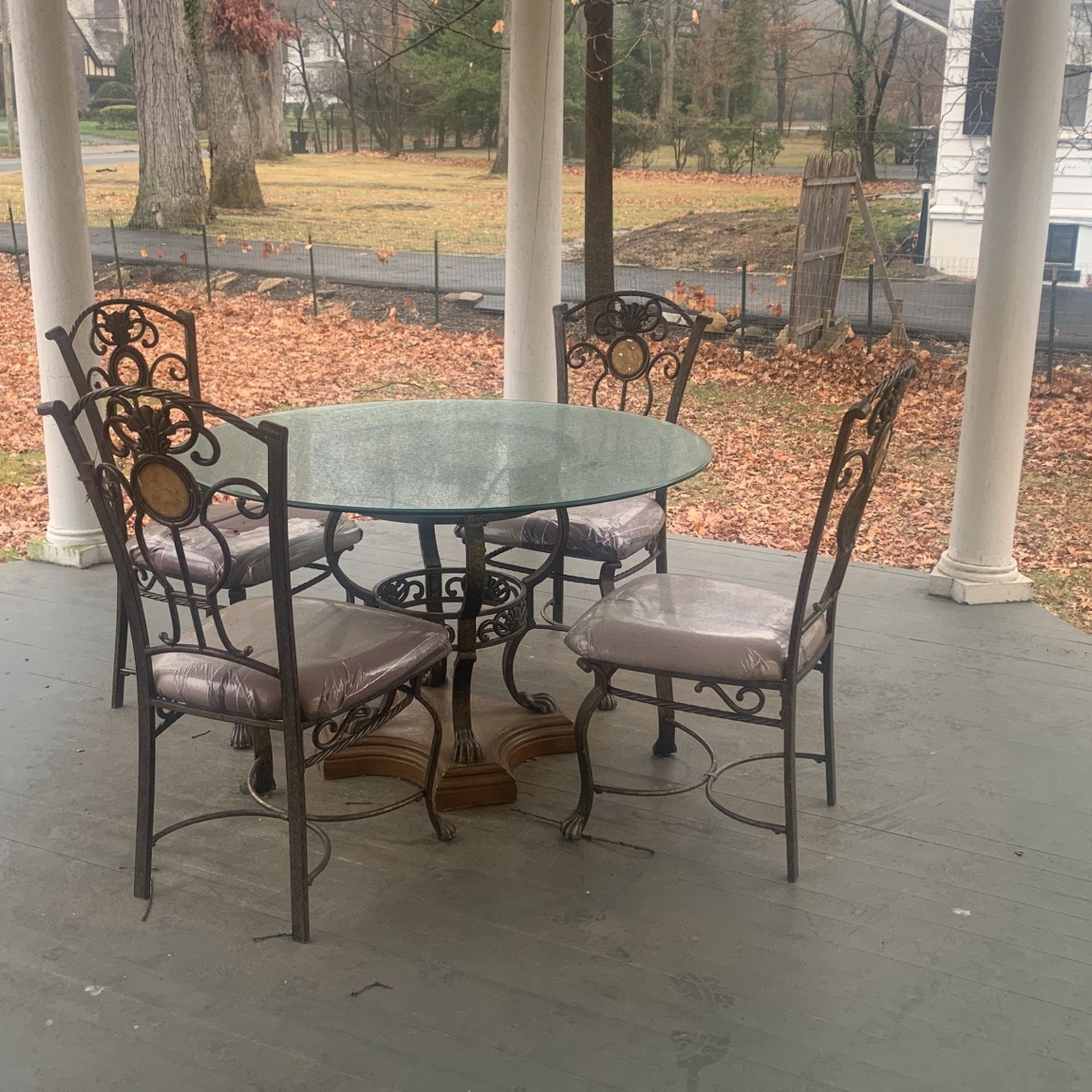 Dining Table Outdoor/Indoor.