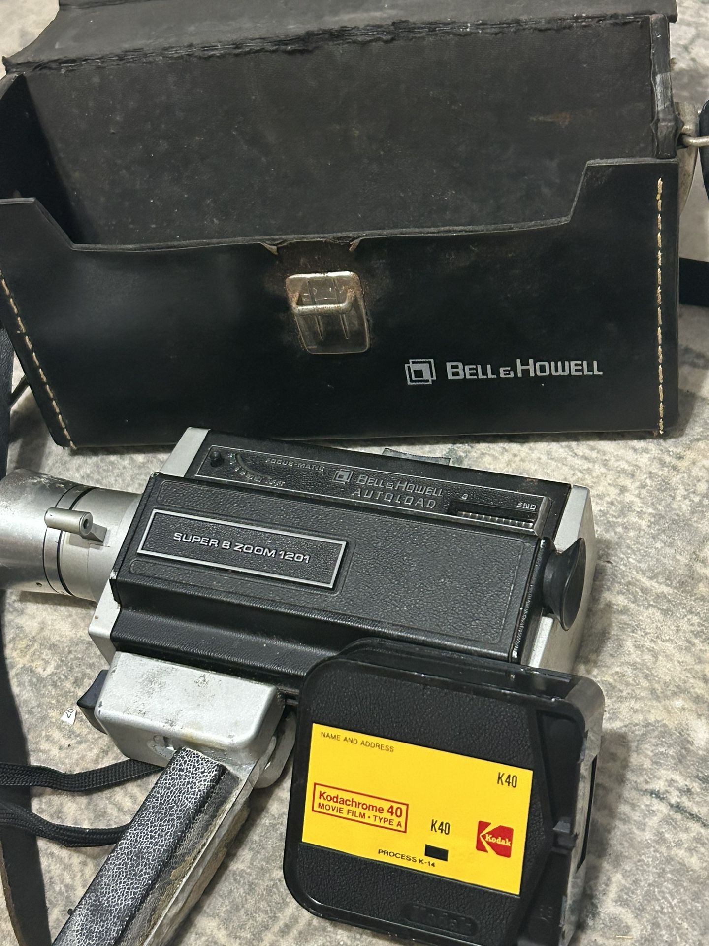 Vintage Bell & Howell Super 8 Zoom 1201 Camera In Original Case with film