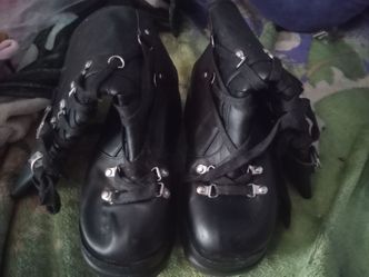 Woman gothic boots