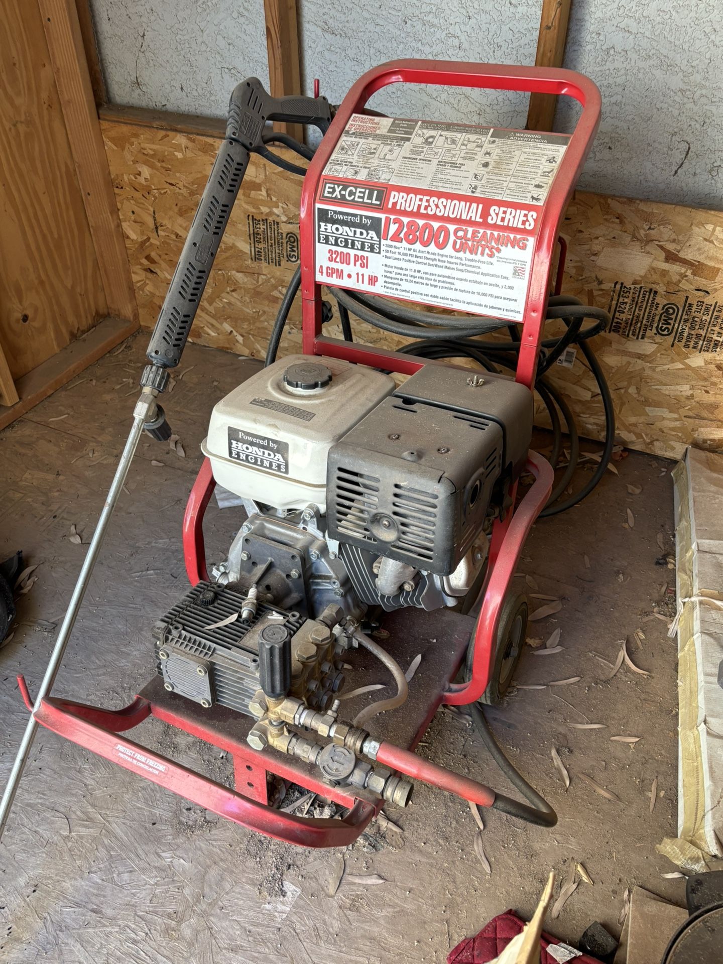 💥 Honda EX CELL 3200 PSI Pressure Washer – $500 (Good Condition) 💥
