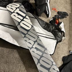 Burton snowboard w/bindings & Roller Bag