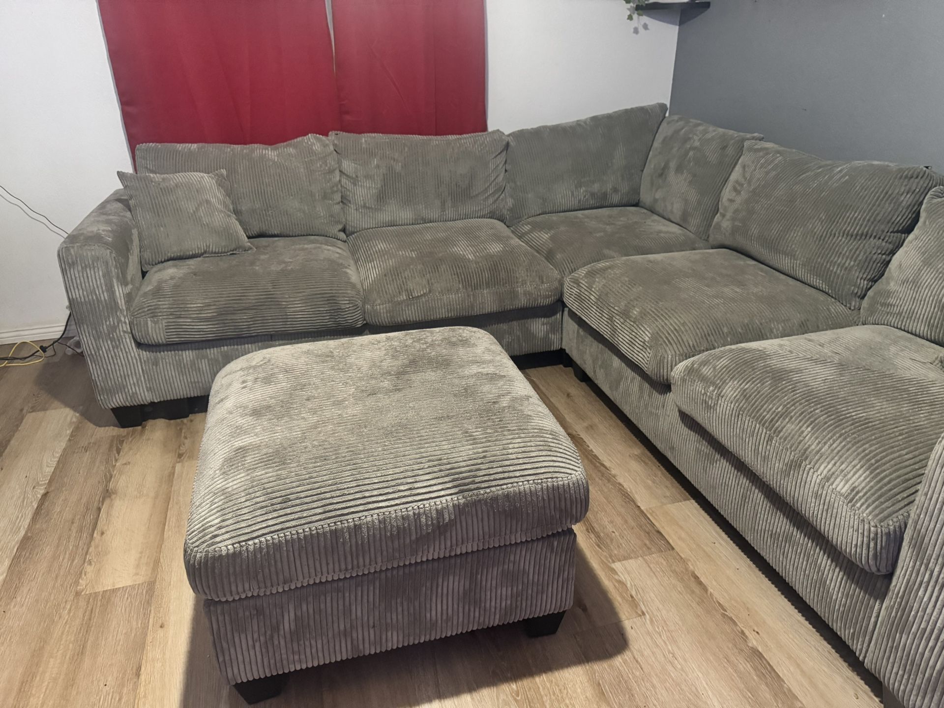 Sectional couch