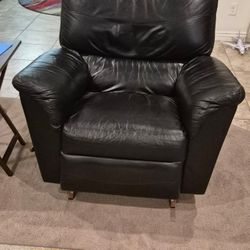 Sofa/Recliner Rocking Armchair Black 40 x 43 x 35"