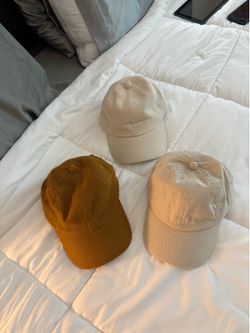 3 Stiksen Hats