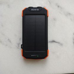 Blavor Solar Powered Cell Phone Charger 