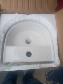 White Ceramic Wall-Mount Bathroom Sink