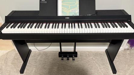 Yamaha P-S500 B 88-Key Digital Home Piano Black w/Stand, 3 Pedals
