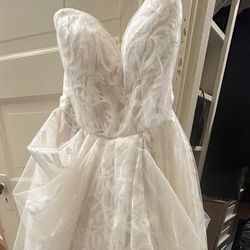 Vera Wang Wedding Dress