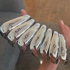 Titleist T-200 Irons And Wedges
