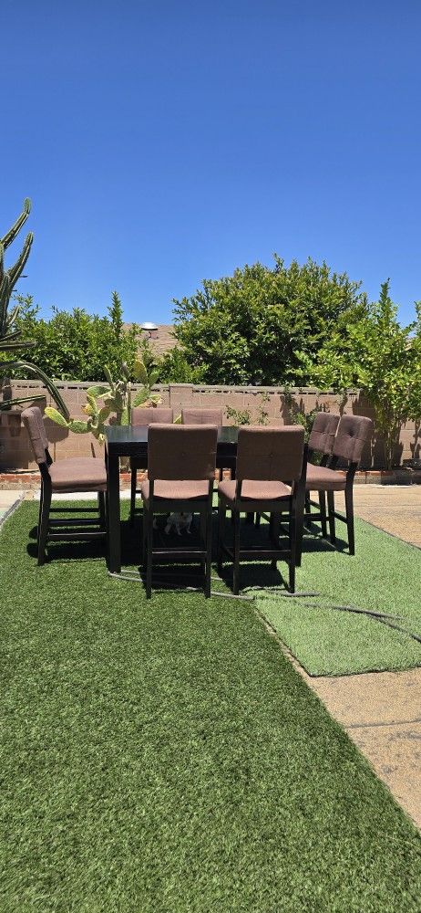 Tall Dining Table Set