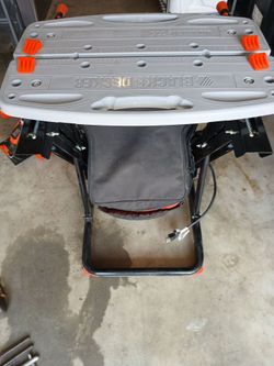 BLACK AND DECKER FOLDING PROBABLE WORKMATE